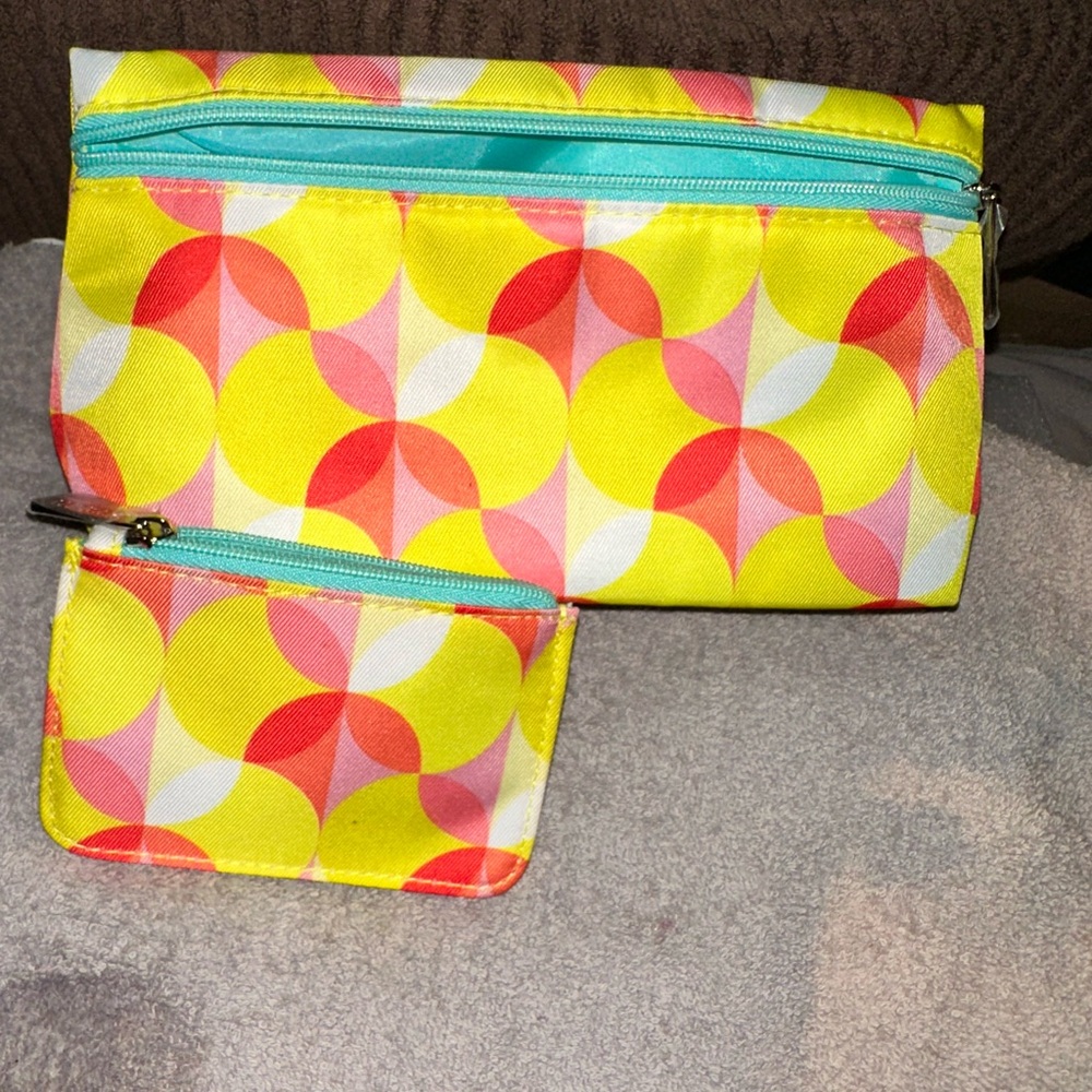 Clinique BNWT Colorful Geometric Pattern Women's Bag Set